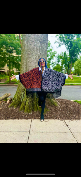 The Reversible TAYO Cape in RedBlack Print